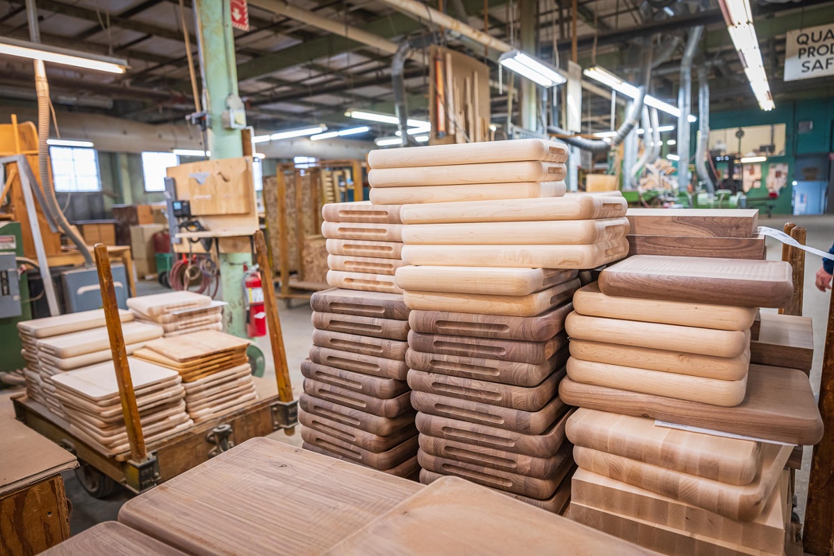 Lots of cutting boards.